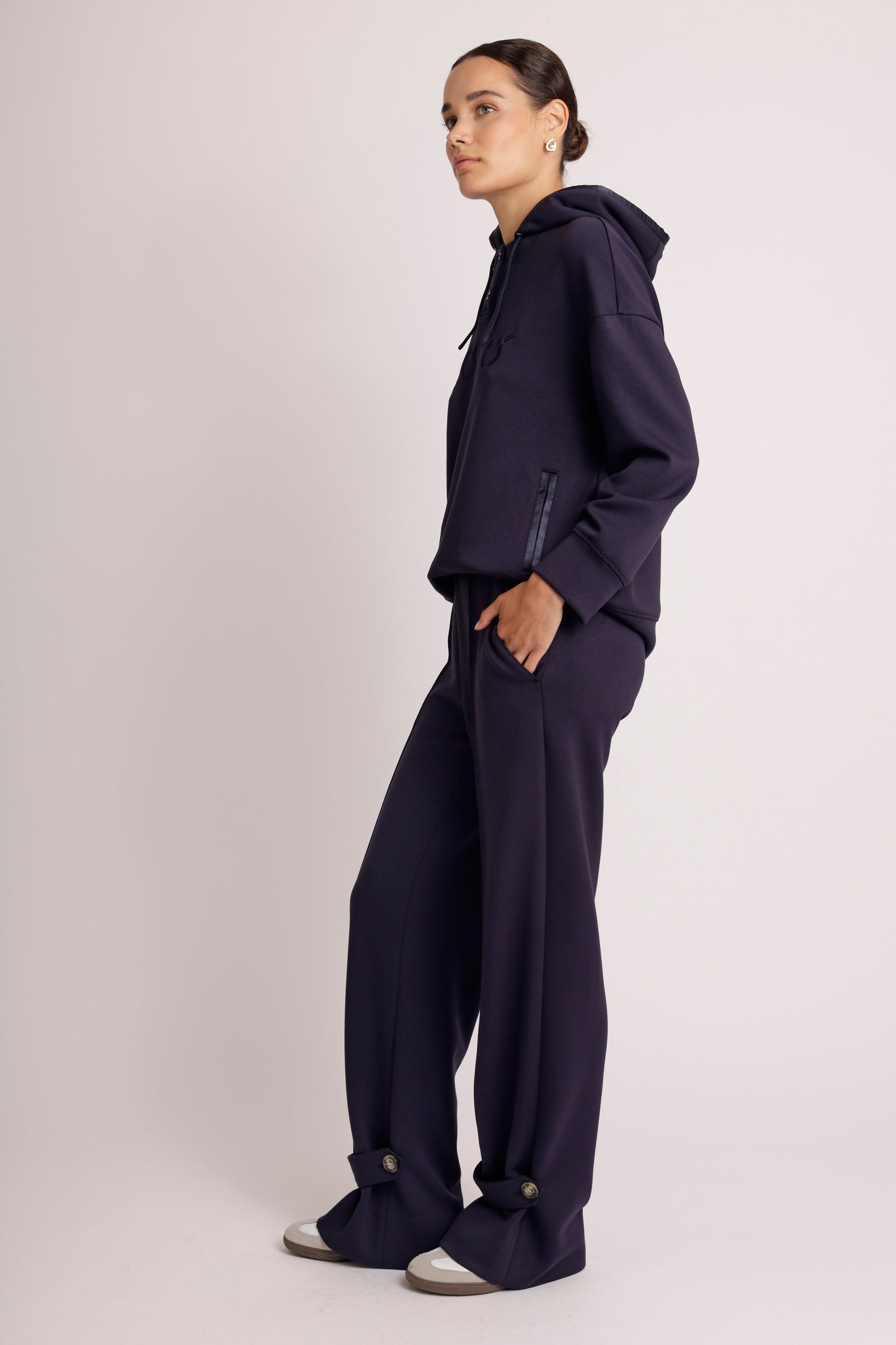 Removable-Hood Logo Sweat | Navy