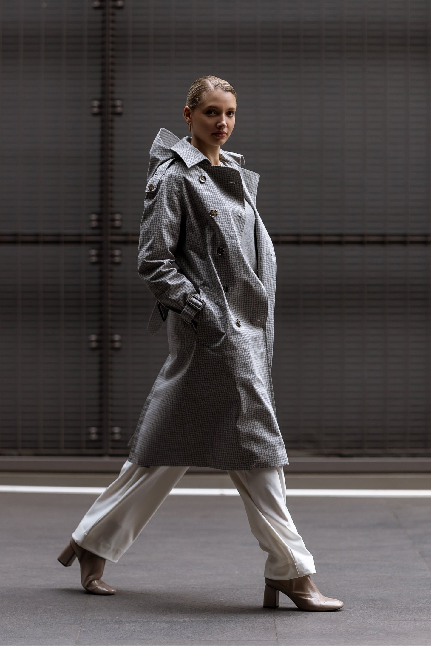 Waterproof Relaxed Fit Trenchcoat | Gray Check