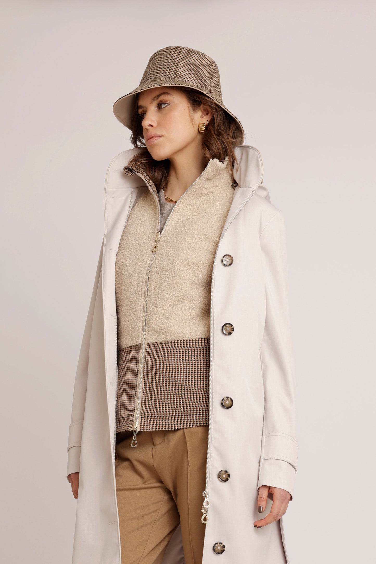 Waterproof Unisex Reversible Bucket Hat | Beige Houndstooth