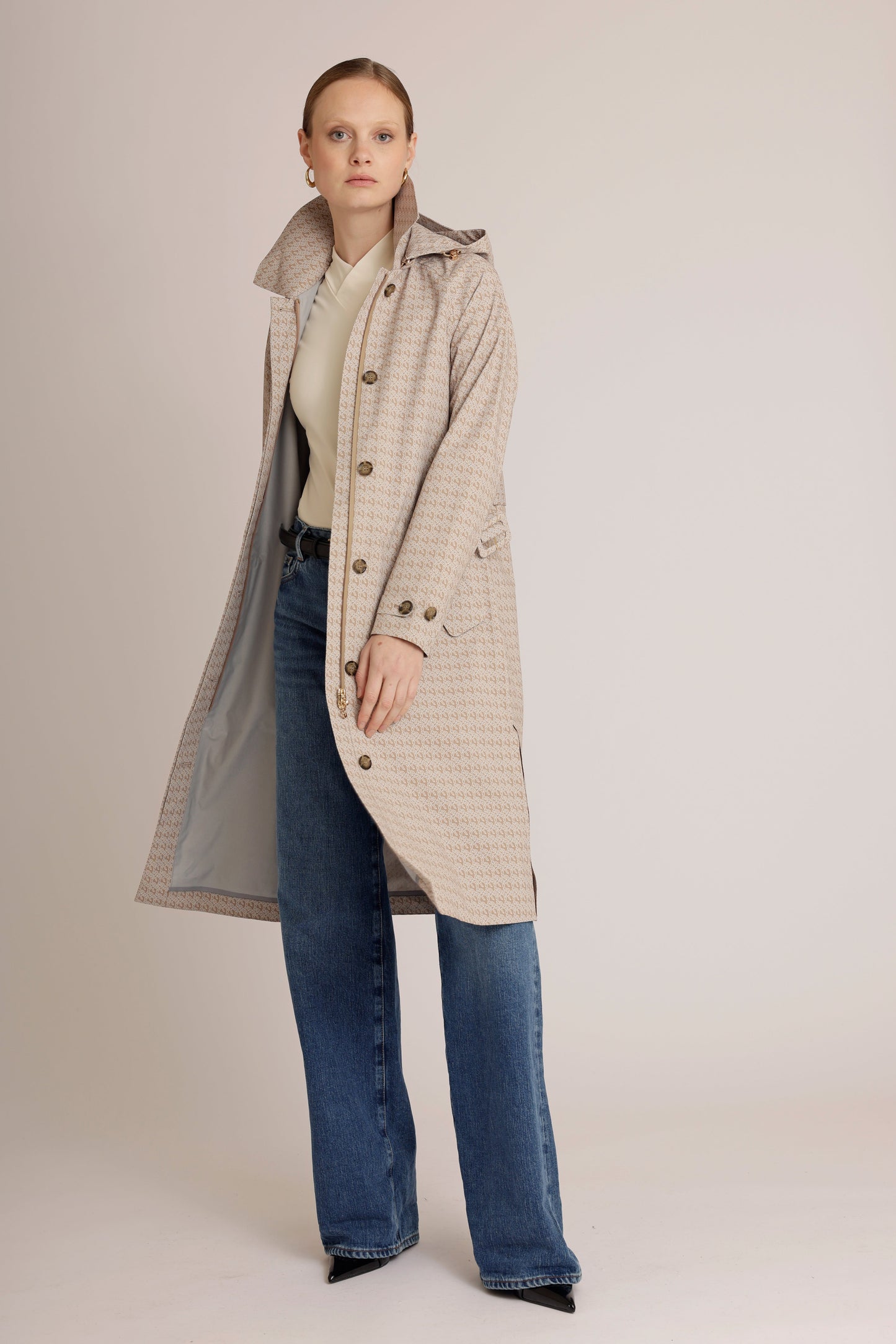 Waterproof Packable Straight-Fit Trenchcoat | Beige Monogram