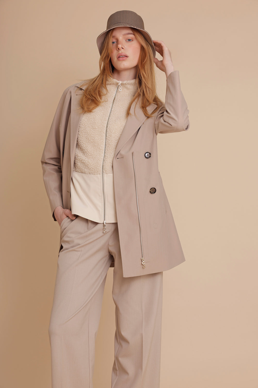 Waterproof Straight-Fit Short Trenchcoat | Beige Herringbone