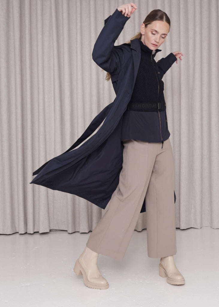 The Straight Trench - Navy