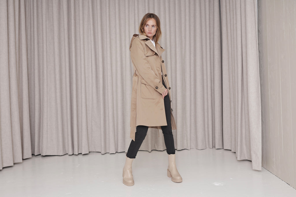 Waterproof Tailored To Fit Trenchcoat  | Beige