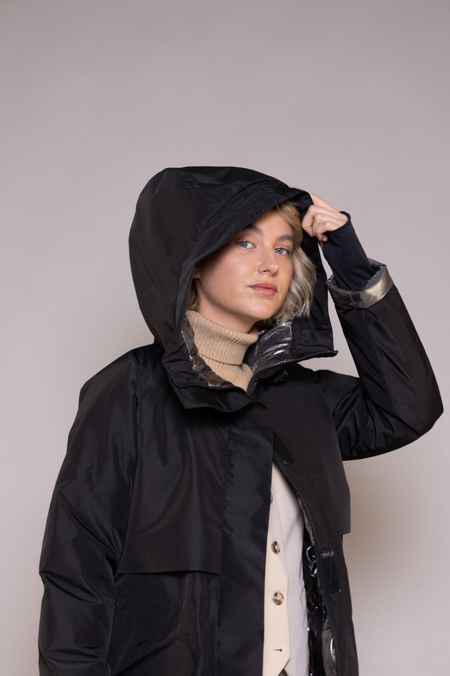 Waterproof Reversible Puffer Jacket - Black