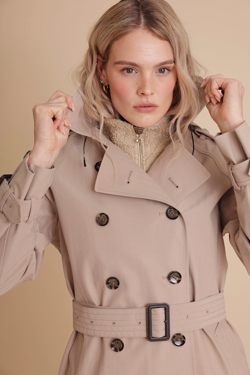 Waterproof Relaxed Fit Trenchcoat  | Beige Herringbone