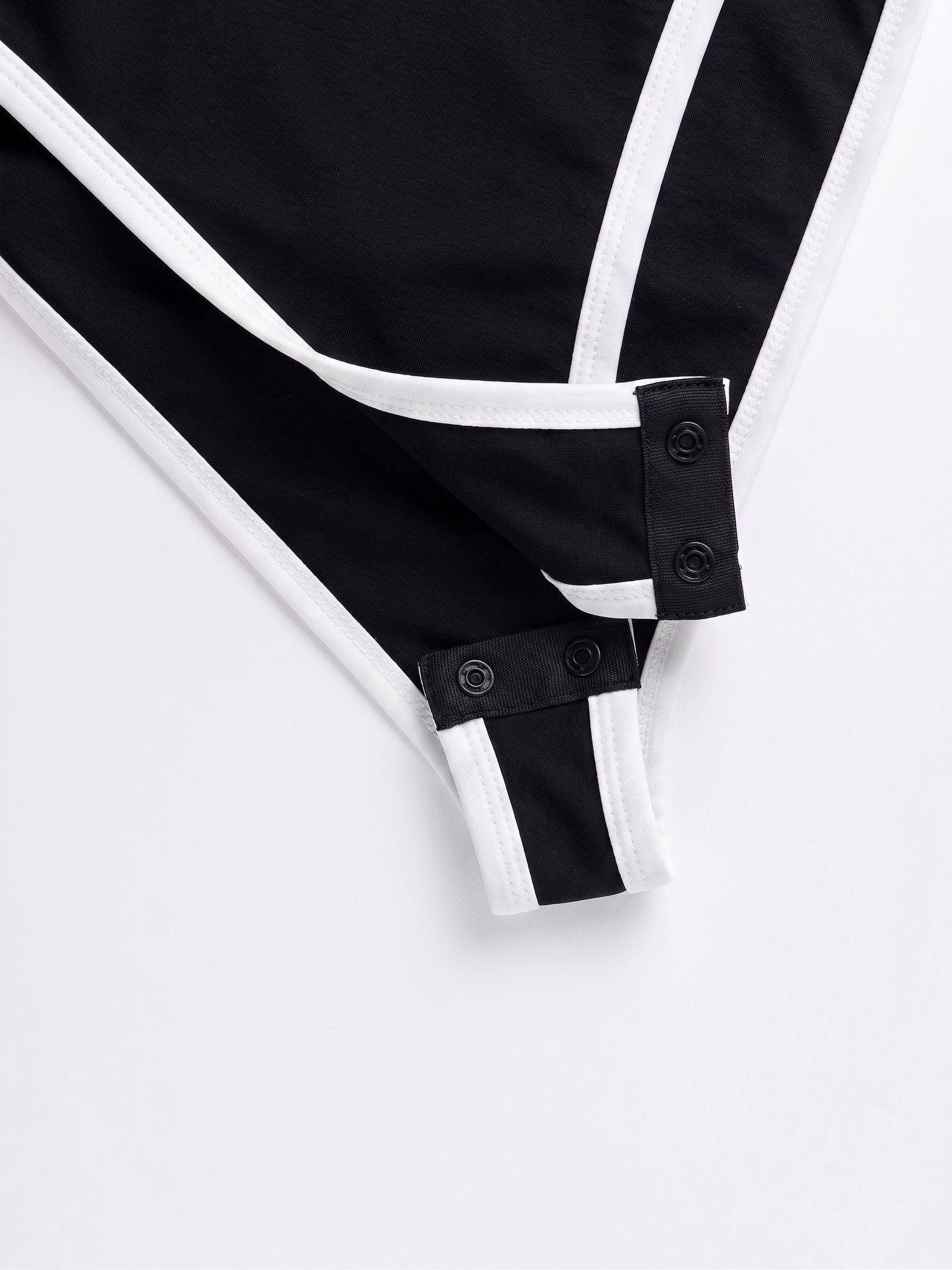 Sculpting All-Day Bodysuit | Black-White
