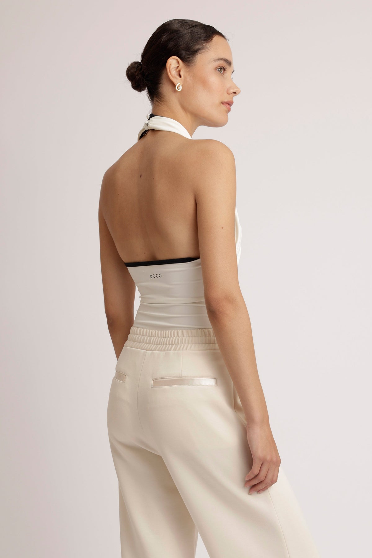 Sculpting All-Day Bodysuit | White-Black