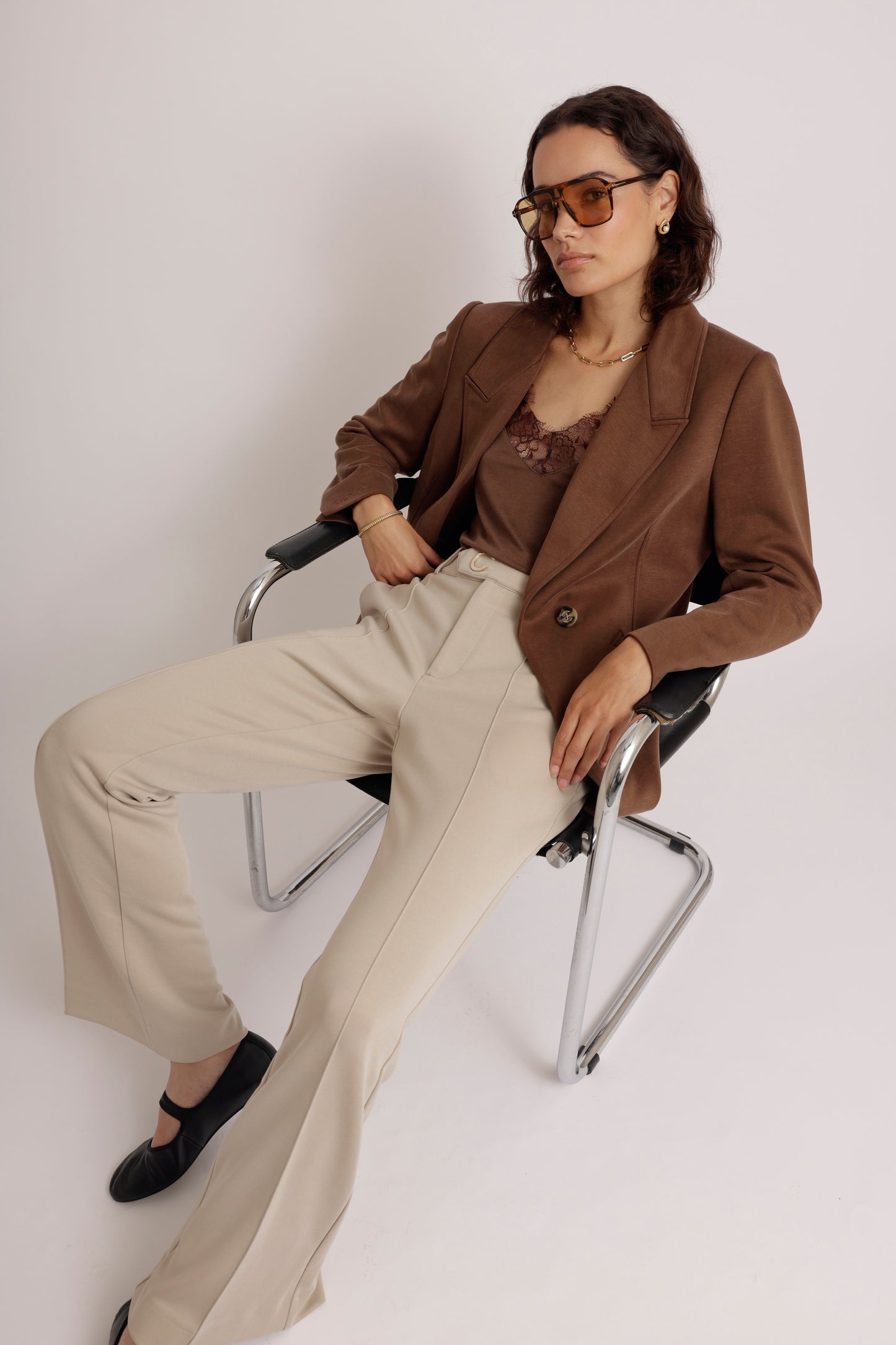 Wrinkle-Free Flared Stretchable Trousers | Beige