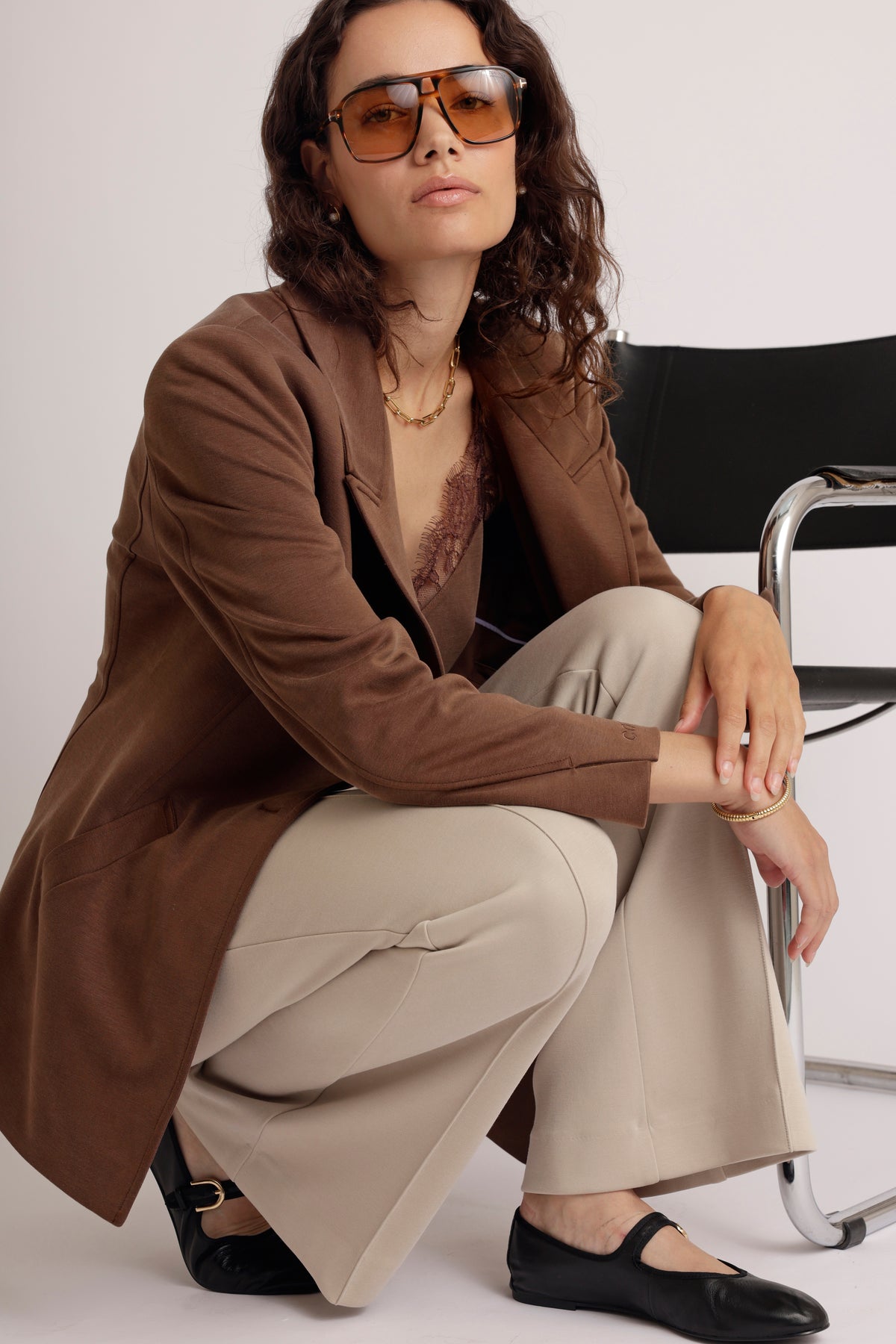Wrinkle-Free Flared Stretchable Trousers | Beige