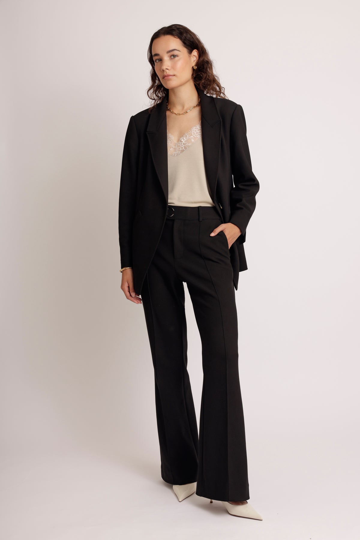 Kreukvrije Flared Stretch Pantalon | Zwart