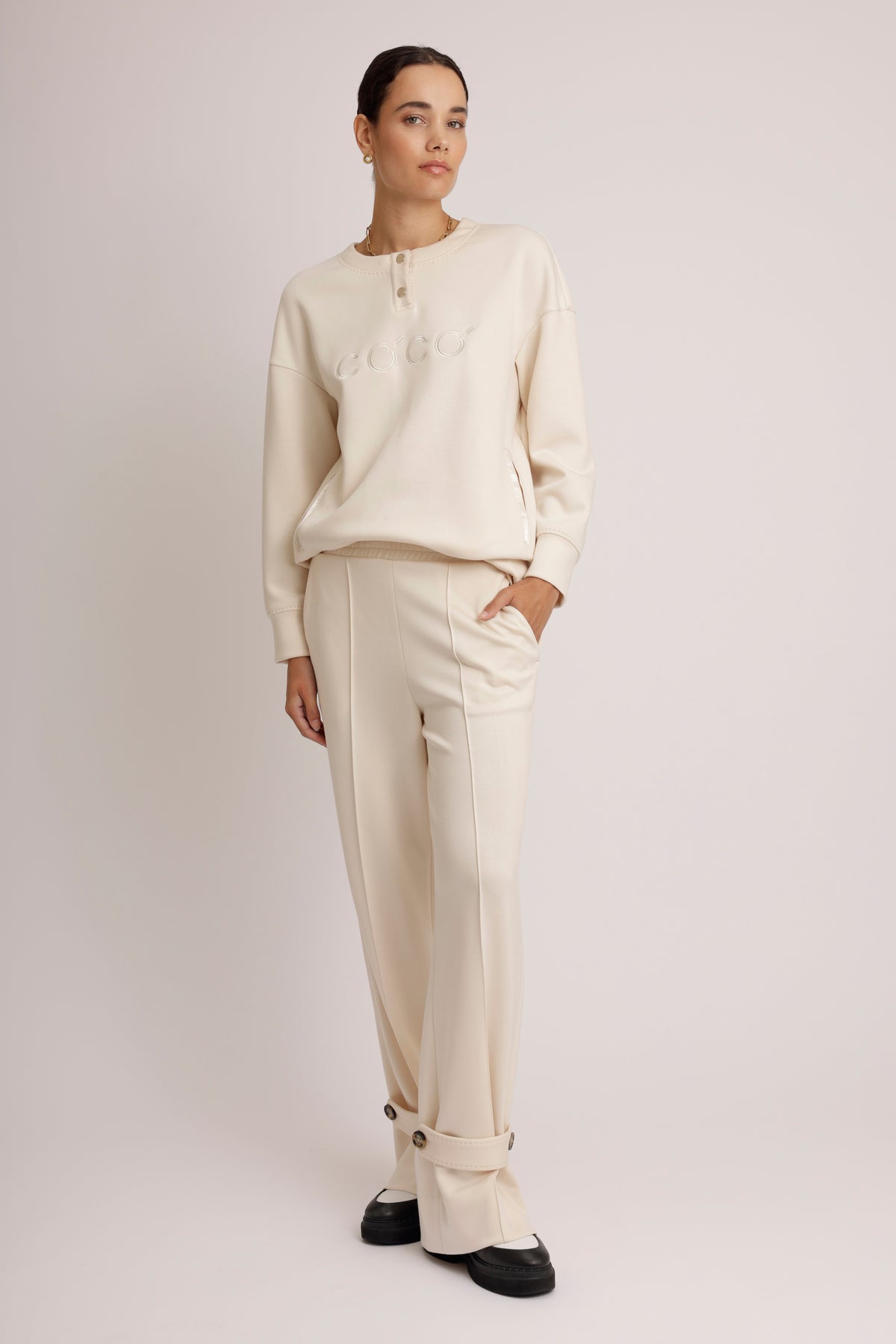 Removable-Hood Logo Sweat | Creamy Beige