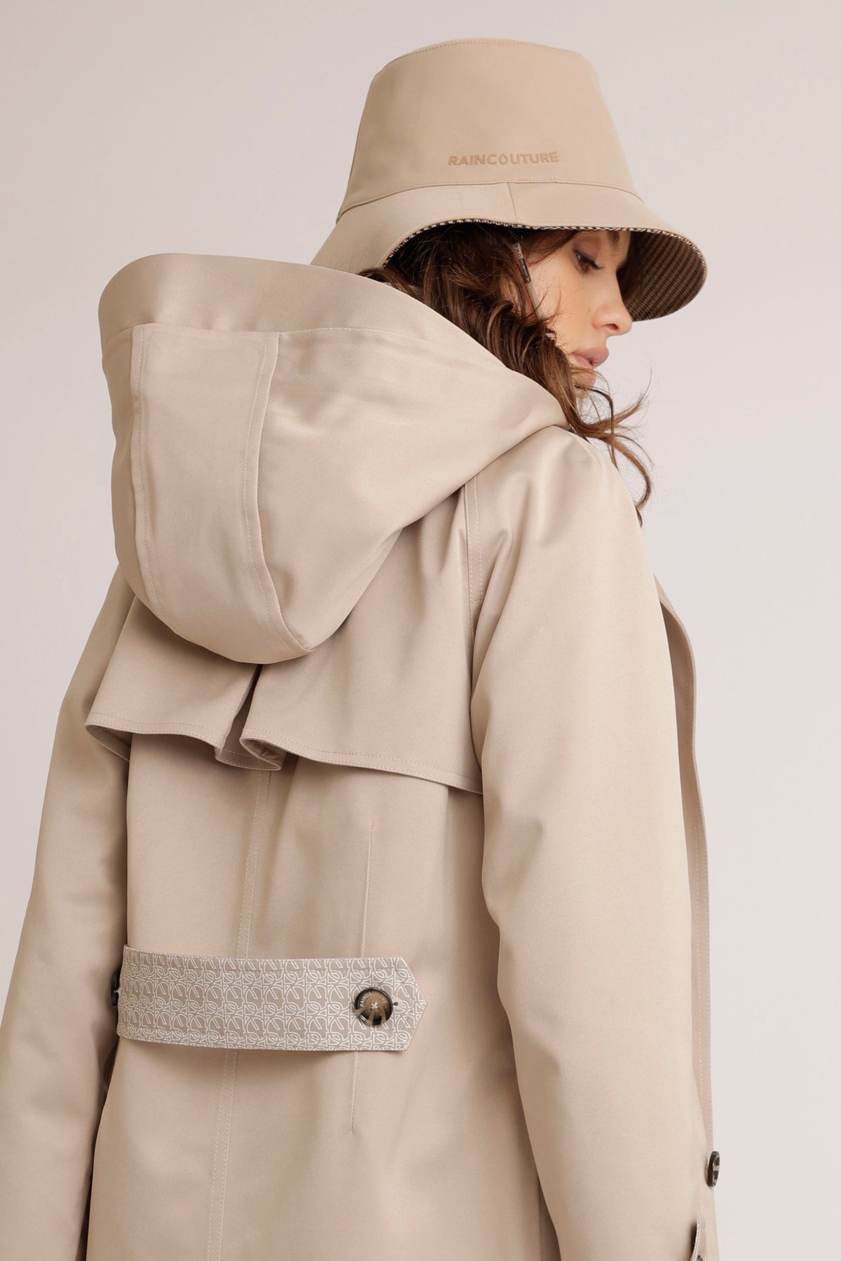 Waterproof Unisex Reversible Bucket Hat  | Beige Houndstooth