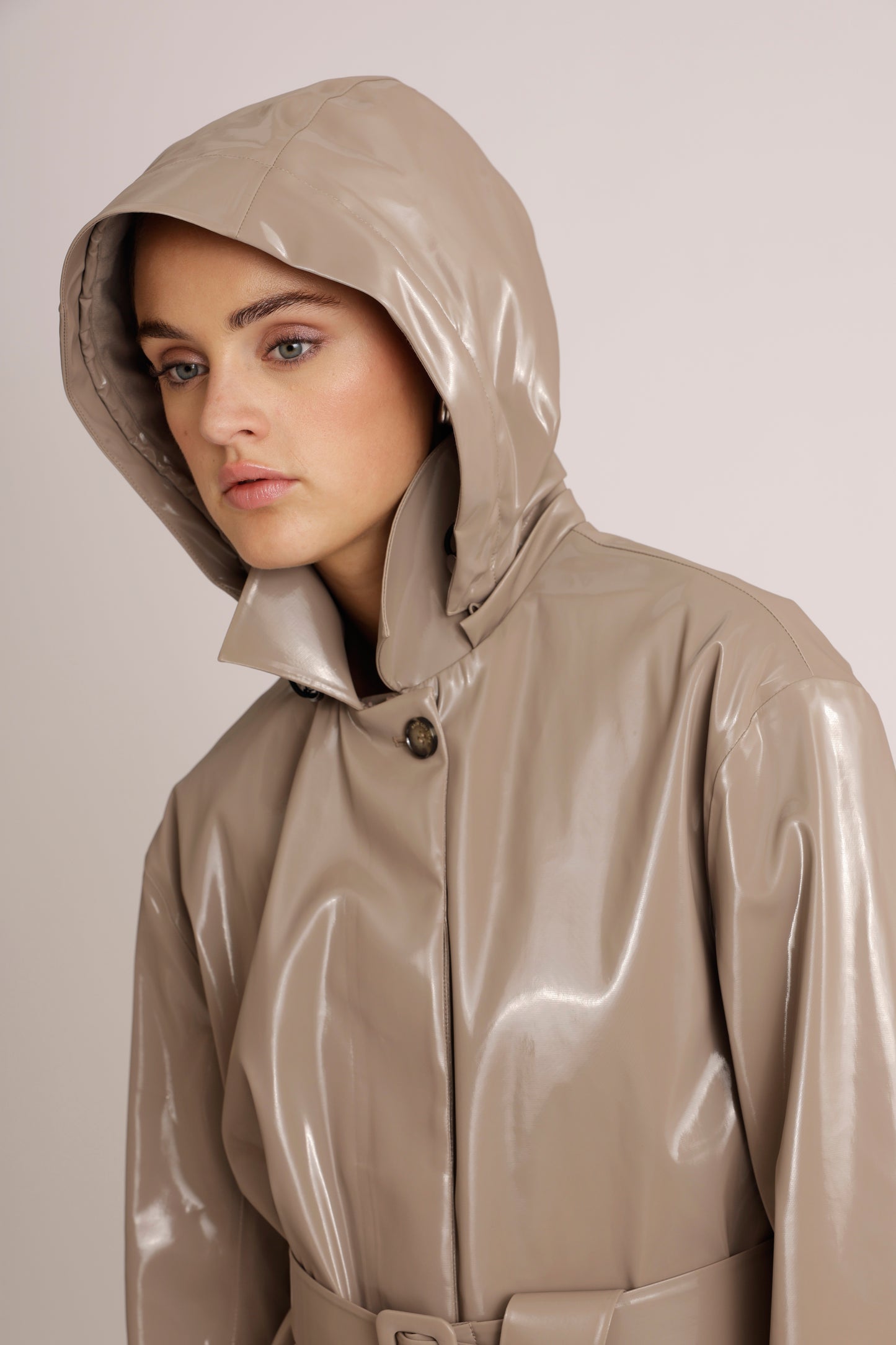 Waterproof Laque Coat | Mocha