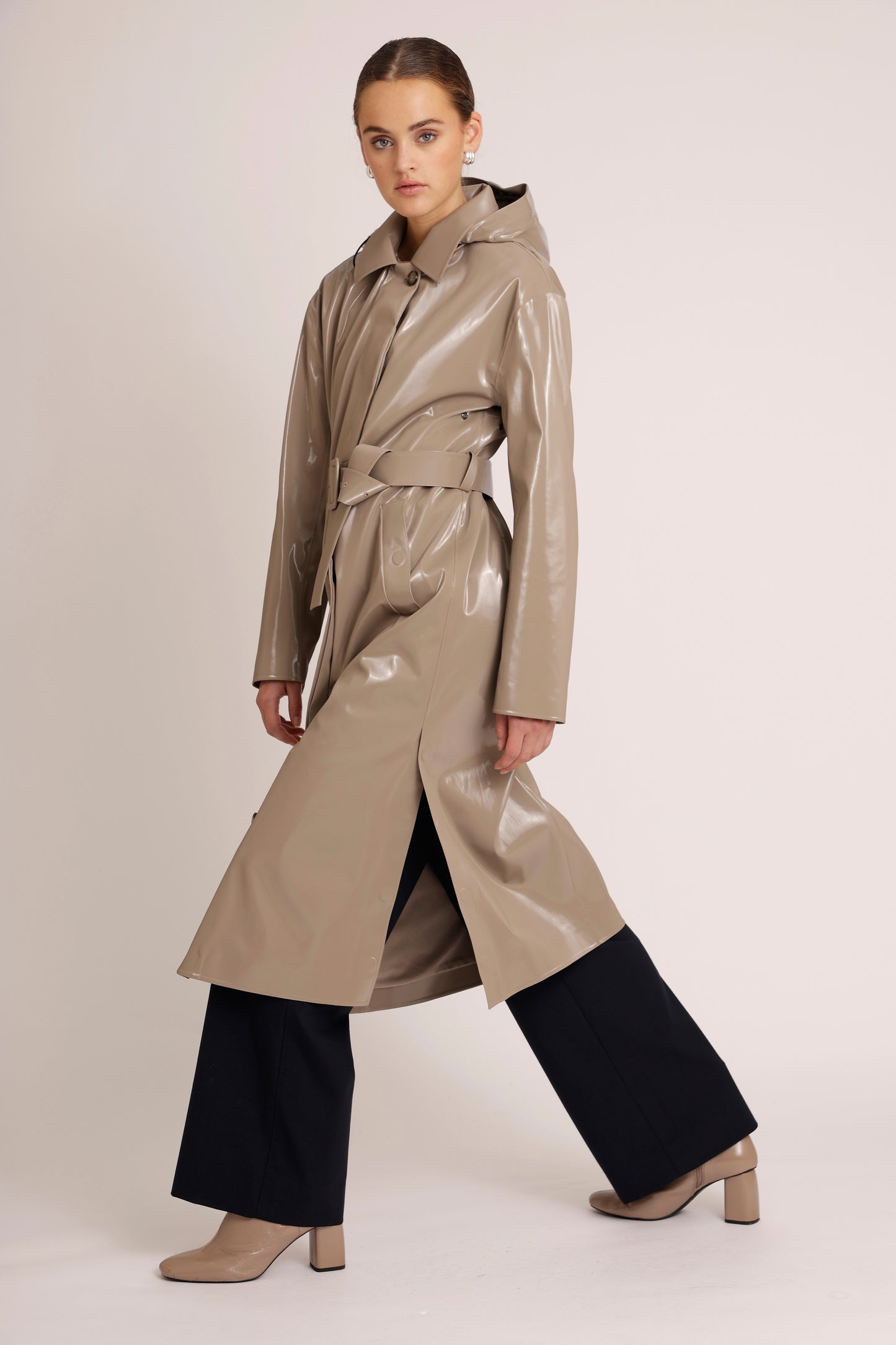 Waterproof Laque Coat | Mocha