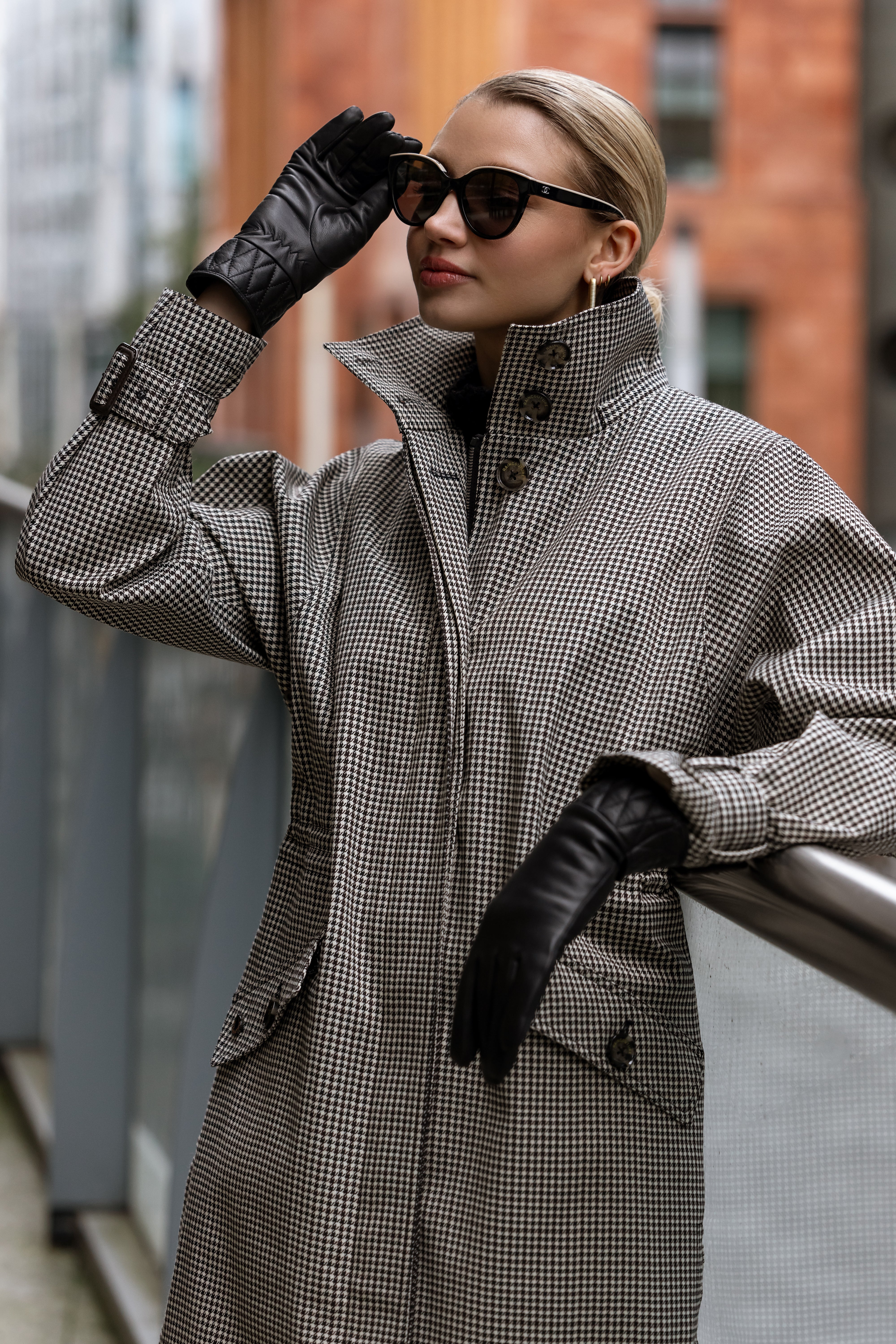 Waterproof Luxury Tailored Poncho | Black Houndstooth