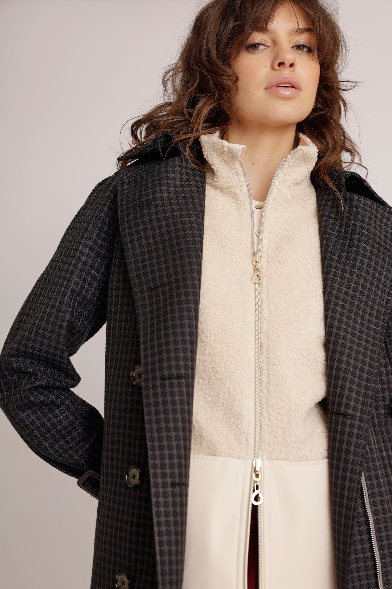 Waterproof Relaxed Fit Trenchcoat  |  Black/Brown Tweed