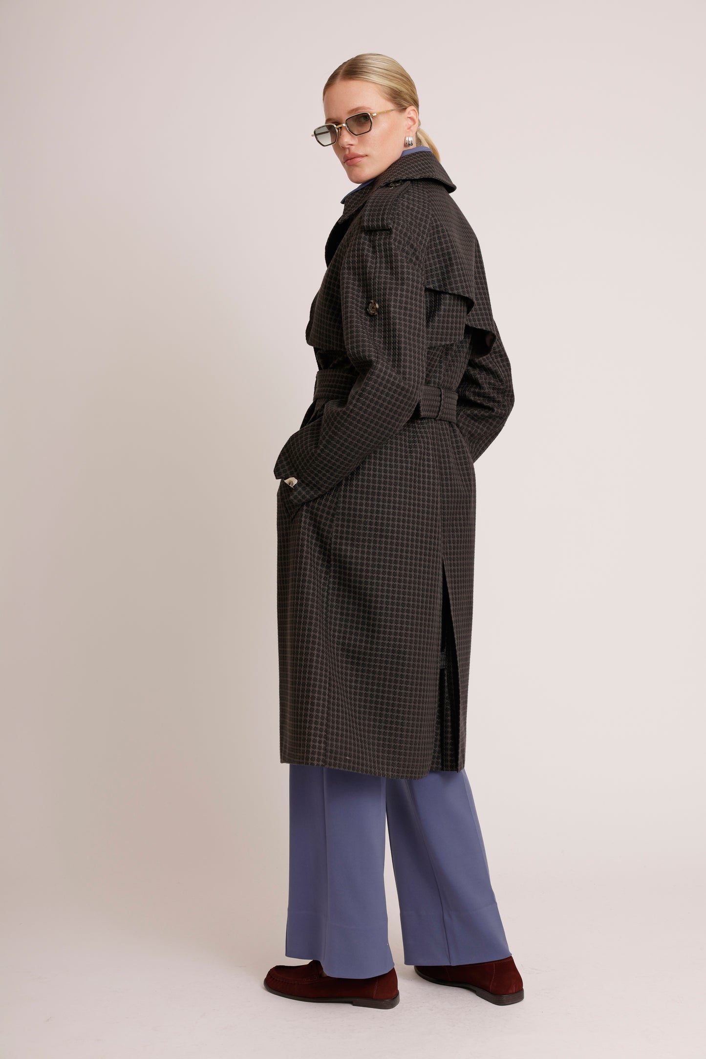 Waterproof Relaxed Fit Trenchcoat  |  Black/Brown Tweed