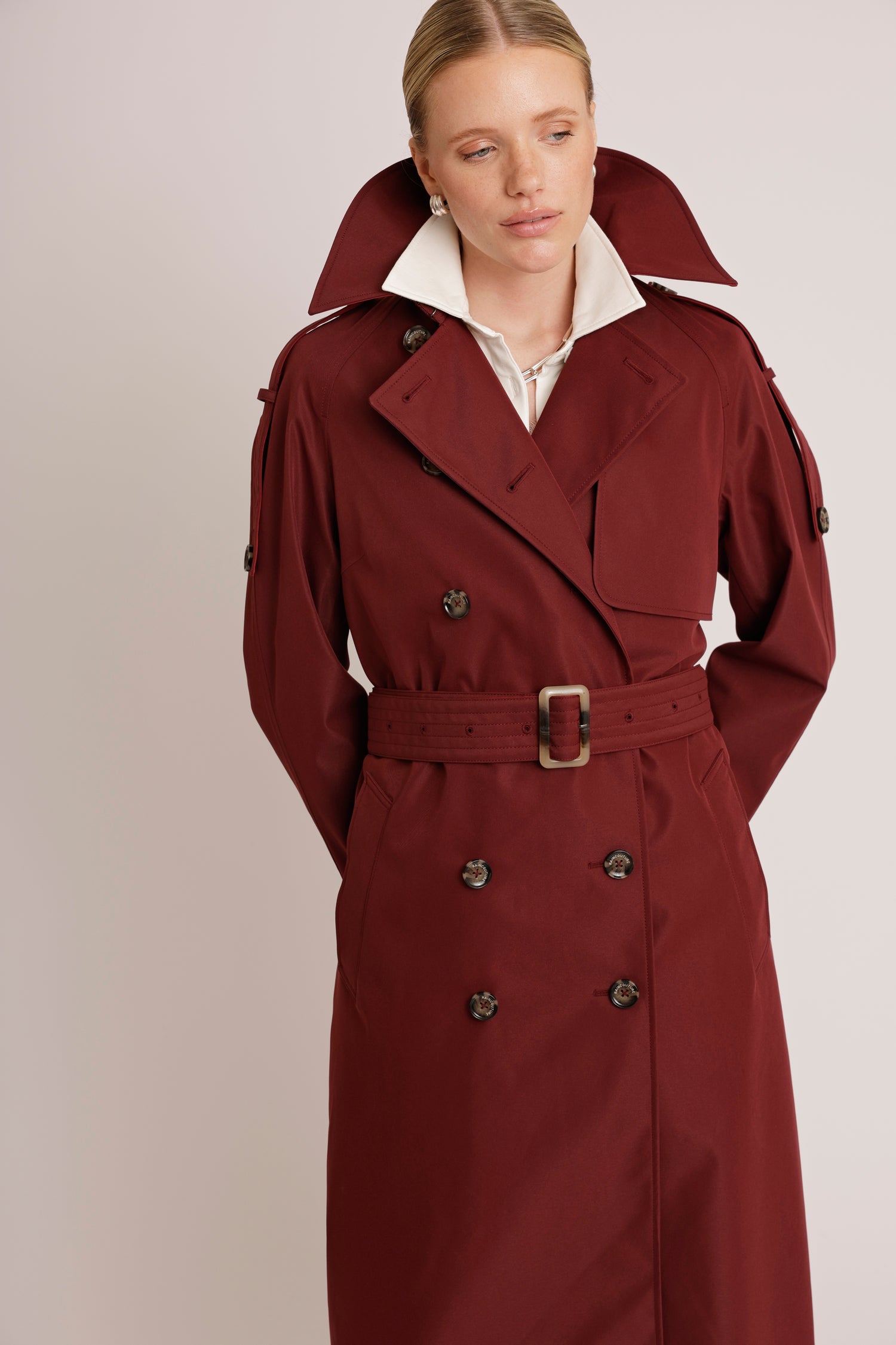 Waterproof Relaxed Fit Trenchcoat  | Burgundy