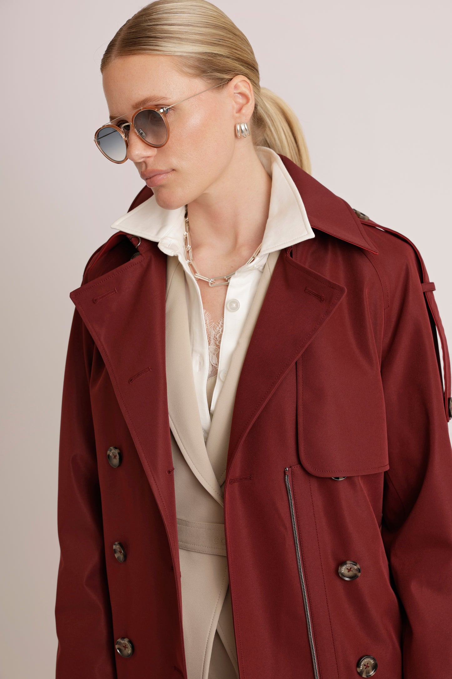 Waterproof Relaxed Fit Trenchcoat  | Burgundy