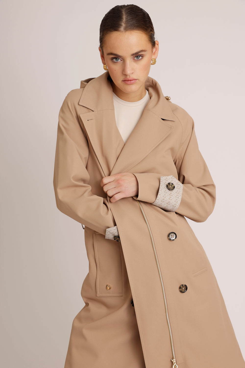 Waterproof Straight-Fit Trenchcoat  | Beige Lightweight