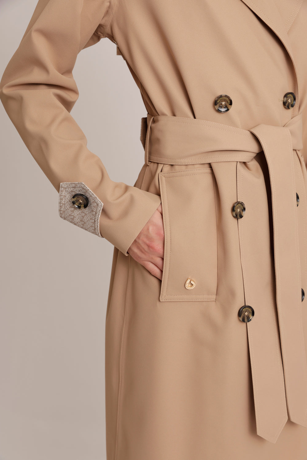 Waterproof Straight-Fit Trenchcoat  | Beige Lightweight